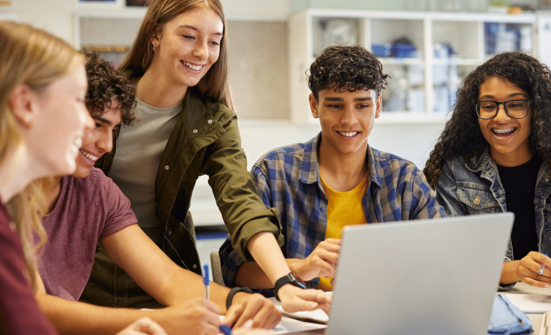 Curso Gratuito Plataforma PROA Formação Online para Jovens Iniciarem a Carreira