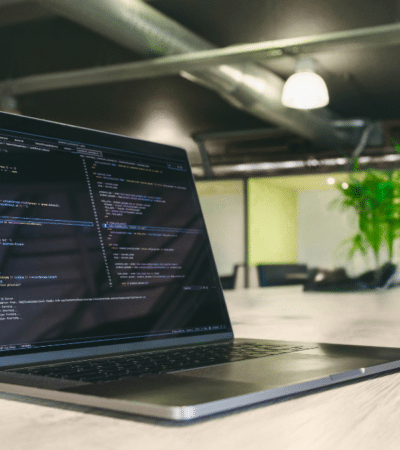 Aprenda Python Criando Projetos Reais